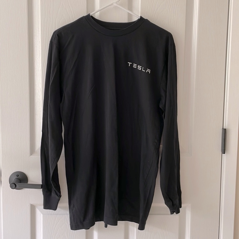 TESLA long sleeve tee